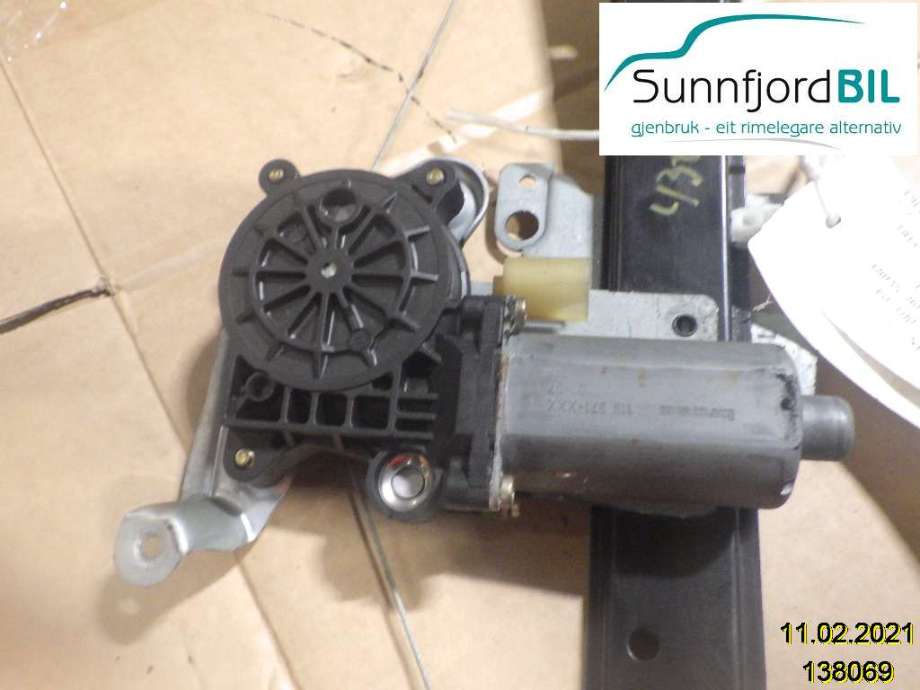 Ruteheis venstre bak til Volvo S60 2000-2004 (Type I, Fase 1)  (VOLVO S60||119971XXX)