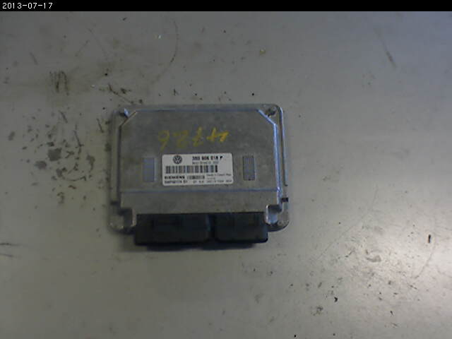 Styreenhet motor til VW Passat, 2001-2005 (B5,3BG) (B5,3BG) (VOLKSWAGEN|3B0906018P)