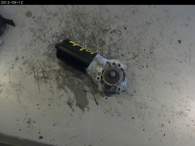 Viskermotor frontrute til Nissan Primera, 2002-2007 (P12) (P12) (NISSAN|)