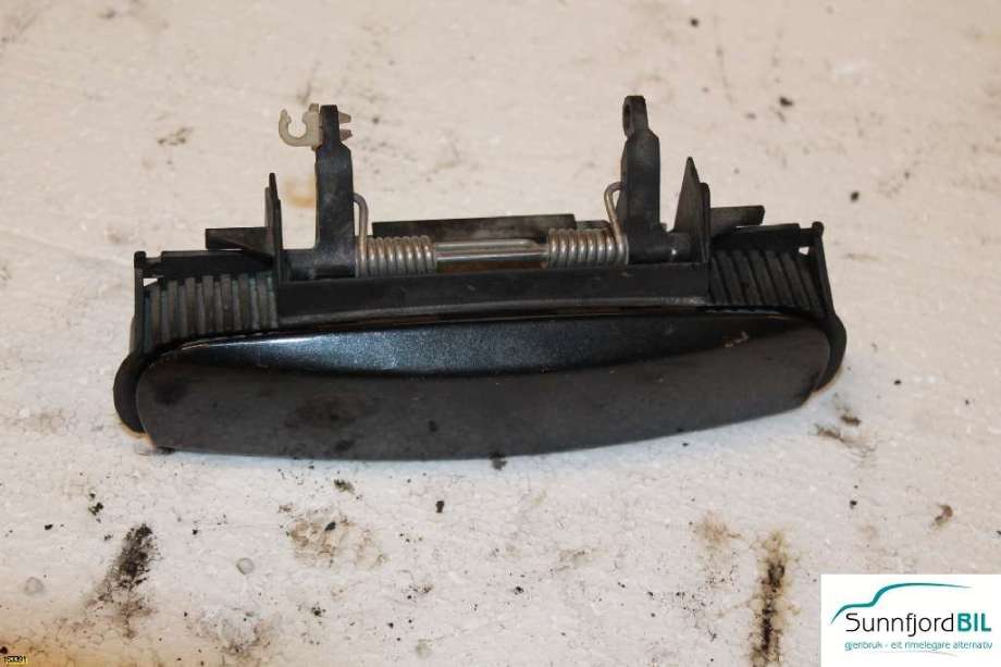 Dørhåndtak utv høyre foran til Audi A4 2001-2004 (Type II) (B6) (B6) (AUDI|)