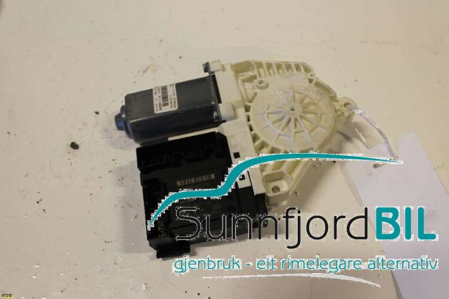 Ruteheis til VW Passat 2005-2010 (B6) (B6) (VOLKSWAGEN|)