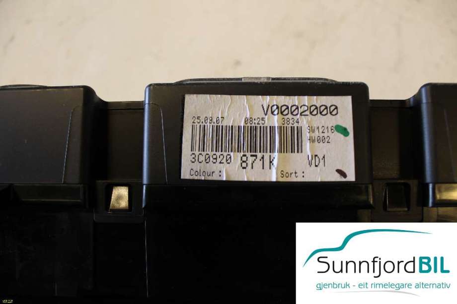 Instrumentpanel til VW Passat 2005-2010 (B6) (B6) (VOLKSWAGEN|3C0920|V0002000|)