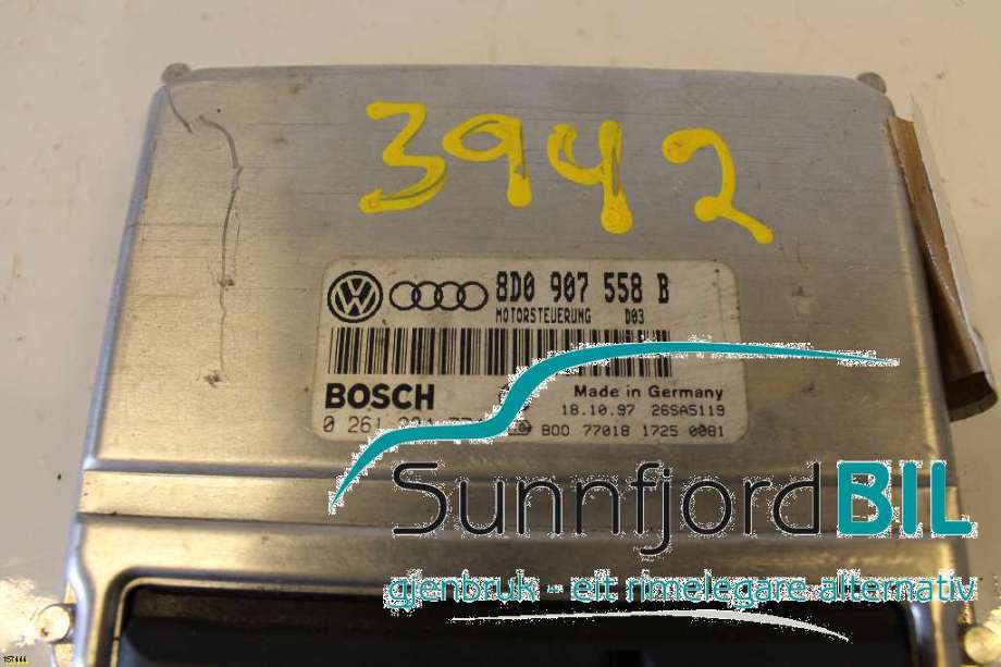 Styreenhet motor til Audi A4 1995-1999 (Type I, Fase 1) (B5) (B5) (AUDI A4||8D0907558B)