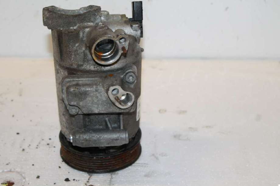 Aircondition kompressor til Škoda Fabia 2010-2014 (Type II, Fase 2)  (SKODA|06F 903 023 E|)