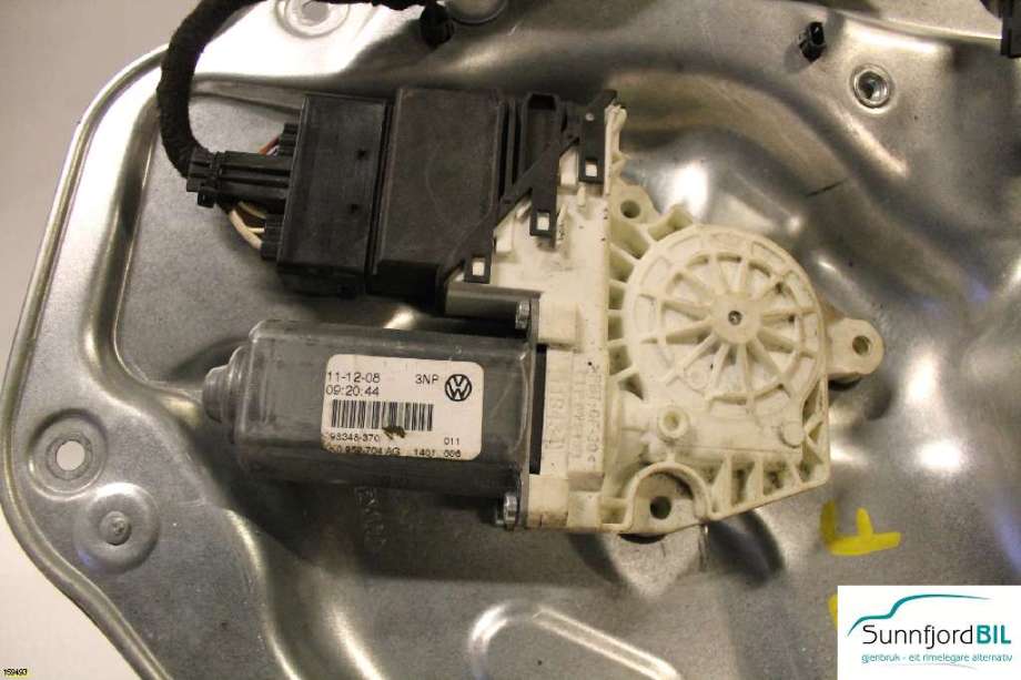 Ruteheis høyre til VW Golf V, Combi 2003-2008 (VOLKSWAGEN||1K0052704)