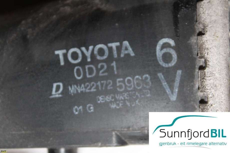 Radiator (manuell gir) til Toyota Avensis 2003-2008 (Type II)  (TOYOTA|164000D210|PA66GF30K|)