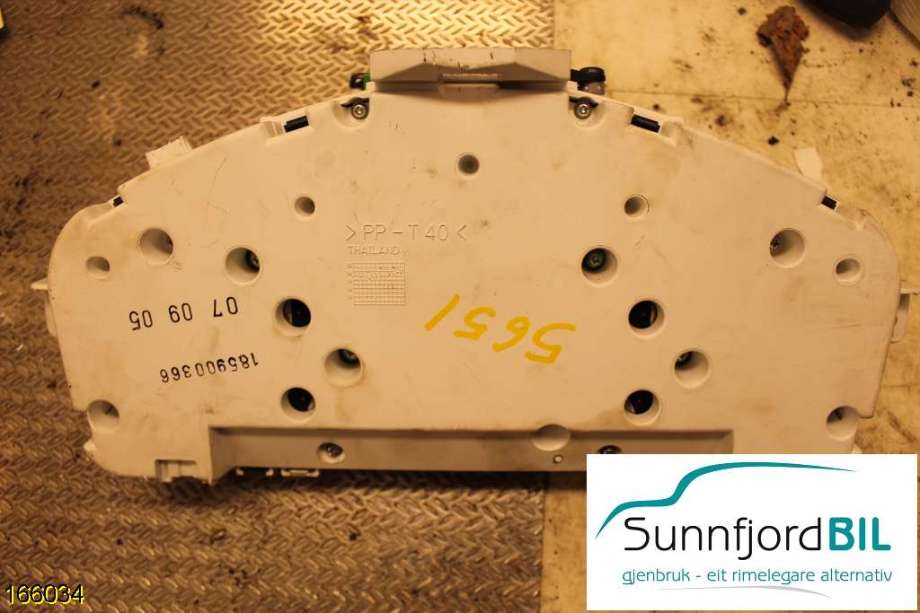 Instrumentpanel til Volvo V50 2004-2007 (Fase 1)  (VOLVO|30710071|)