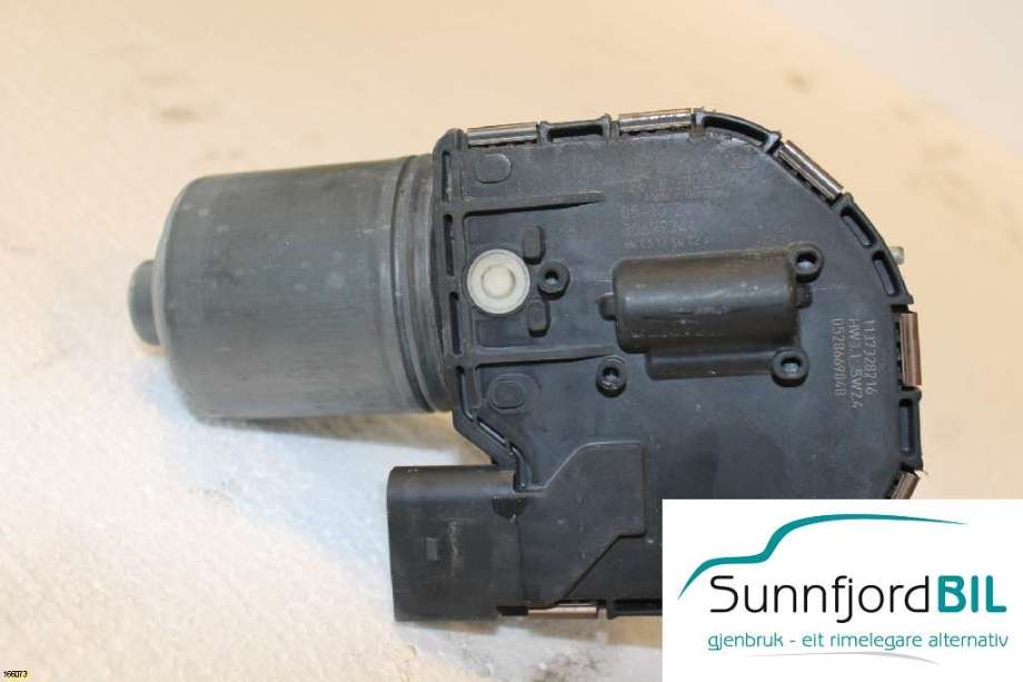 Viskermotor frontrute til Volvo V50 2004-2007 (Fase 1) (VOLVO||0390241924)