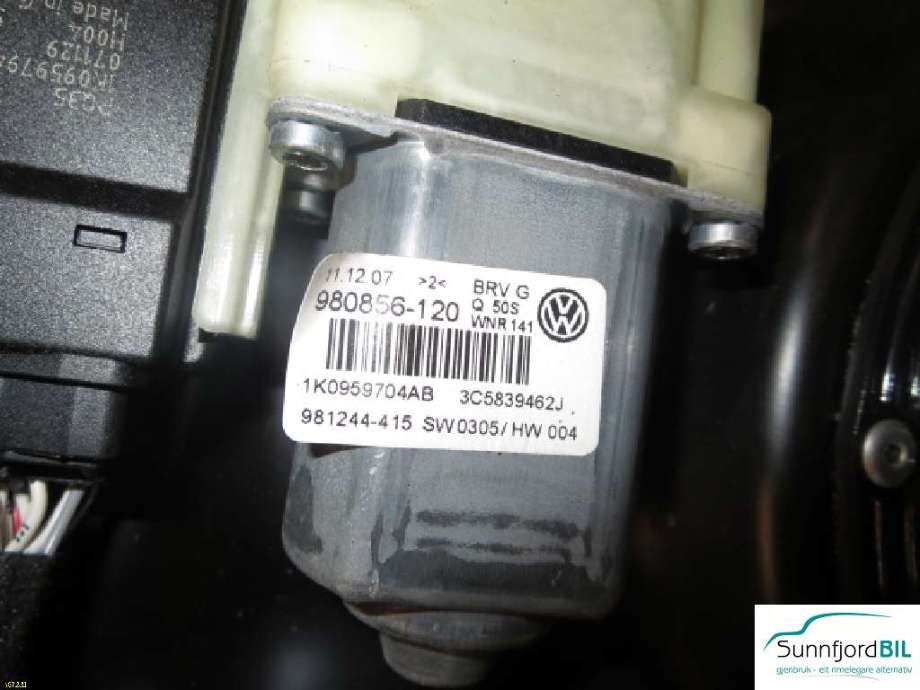 Ruteheis høyre til VW Passat 2005-2010 (B6) (B6) (VOLKSWAGEN||0825)