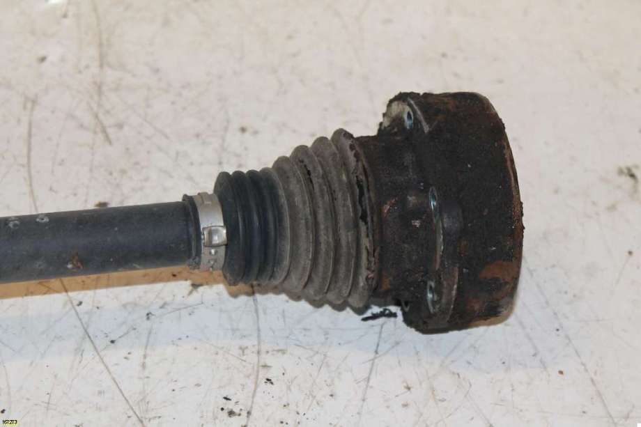 Drivaksel høyre bak til VW Passat 2005-2010 (B6) (B6) (VOLKSWAGEN|)