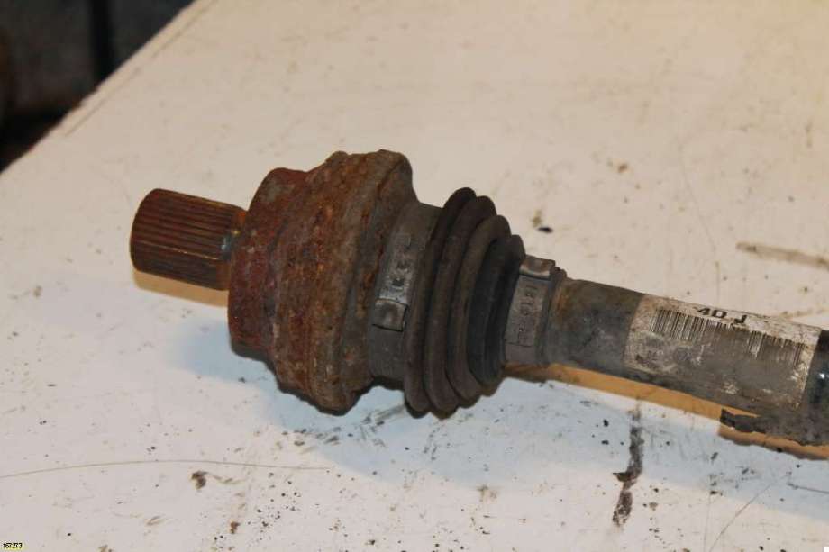 Drivaksel høyre bak til VW Passat 2005-2010 (B6) (B6) (VOLKSWAGEN|)