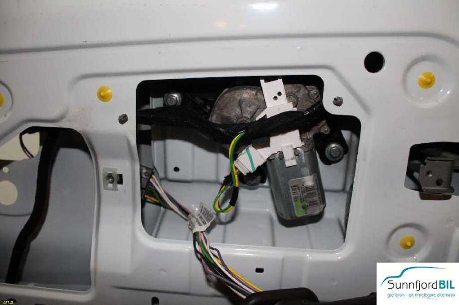 Viskermotor bakrute til Opel Vivaro A, 2006-2014  