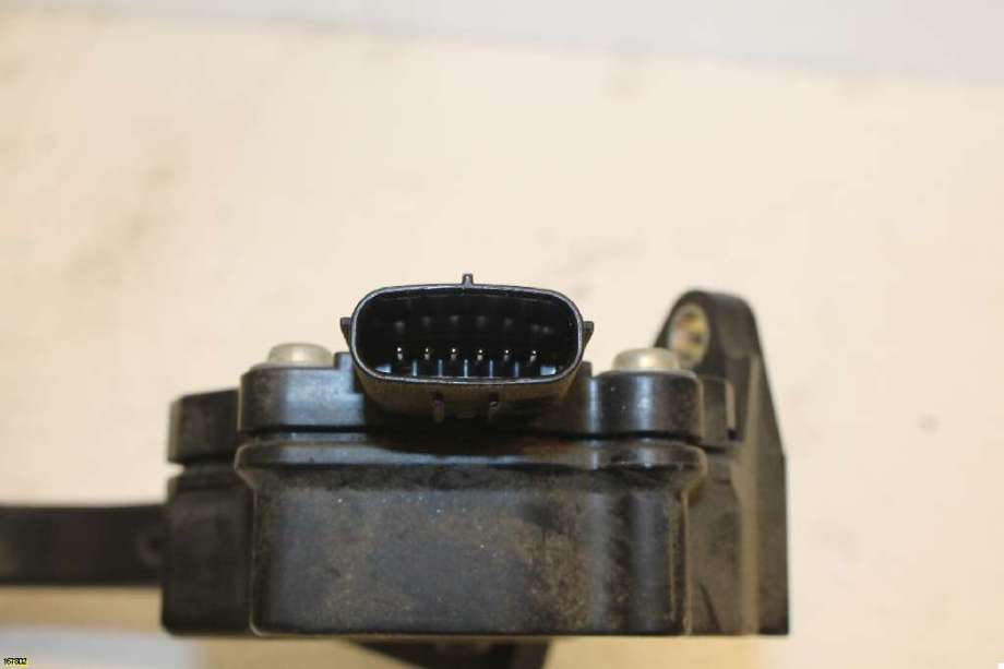 Pedal gass til Toyota RAV4 2006-2009 (Type III, Fase 1)  (TOYOTA|)