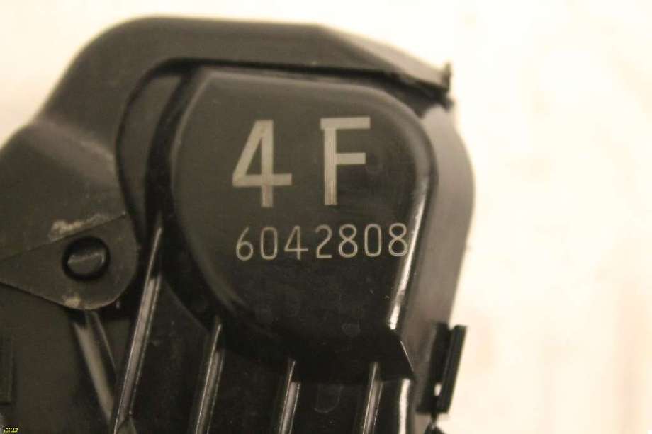 Låsekasse høyre til Toyota RAV4 2006-2009 (Type III, Fase 1) (TOYOTA|)