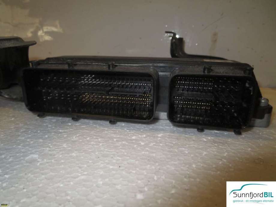 Styreenhet motor til Toyota RAV4 2006-2009 (Type III, Fase 1)  (TOYOTA|1758007743|8966142C10|)