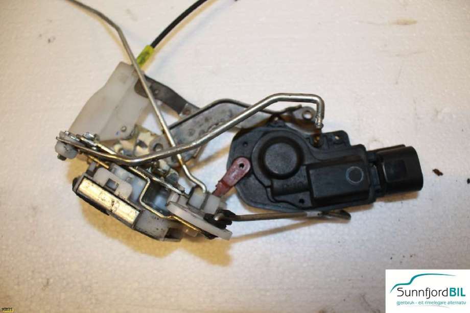 Låsekasse høyre til Toyota Aygo 2005-2014 (Type I) (TOYOTA|)