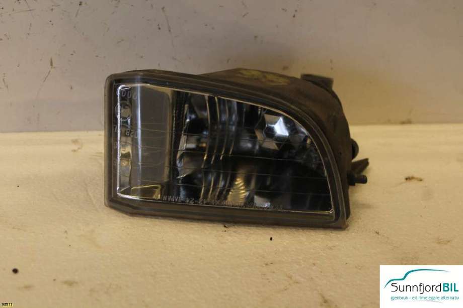 Tåkelykt høyre foran til Toyota RAV4, 2000-2006 (Type II)  (TOYOTA|)