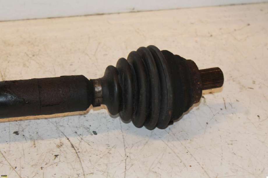 Drivaksel høyre foran til VW Golf V, Combi 2003-2008 (VOLKSWAGEN|1K0 407 272 KC|1K0 407 272 MF|)