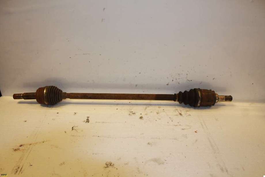 Drivaksel venstre bak til Toyota RAV4, 2006-2009 (Type III, Fase 1)  (TOYOTA|)