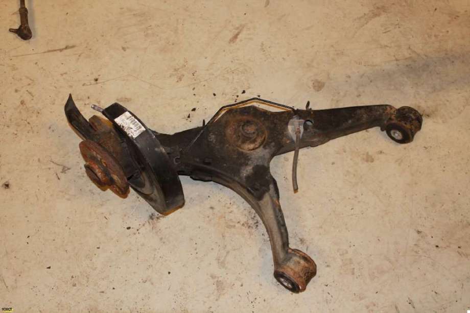 Hjulspindel høyre bak til VW Transporter / Caravelle, 2003-2009 (Fase 1) (T5) (T5) (VOLKSWAGEN|7H0 501 071 E)