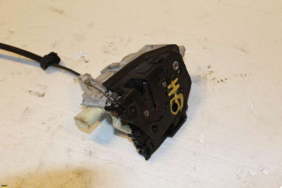 Låsekasse høyre bak til VW Passat 2005-2010 (B6) (B6) (VOLKSWAGEN|)