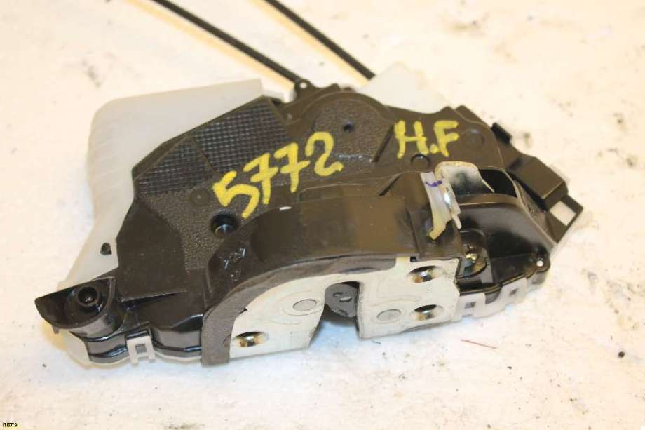 Låsekasse høyre til Toyota Yaris, 2012-2014 (Type III, Fase 1) (TOYOTA|)