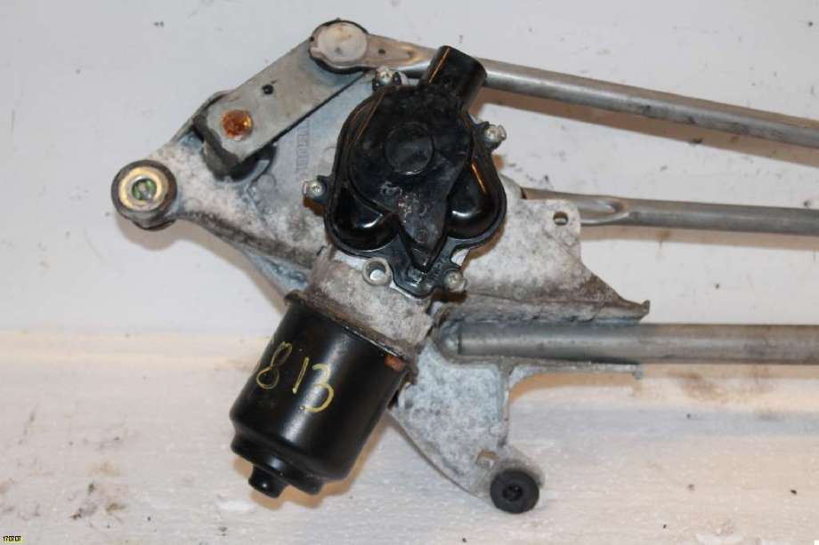 Viskermotor frontrute til Honda CR-V, 2002-2006 (Type II)  (HONDA|)