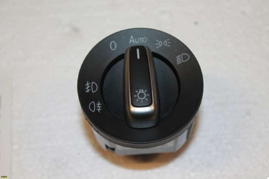 Bryter lys til VW Passat, 2011-2015 (B7) (B7) (VOLKSWAGEN|)