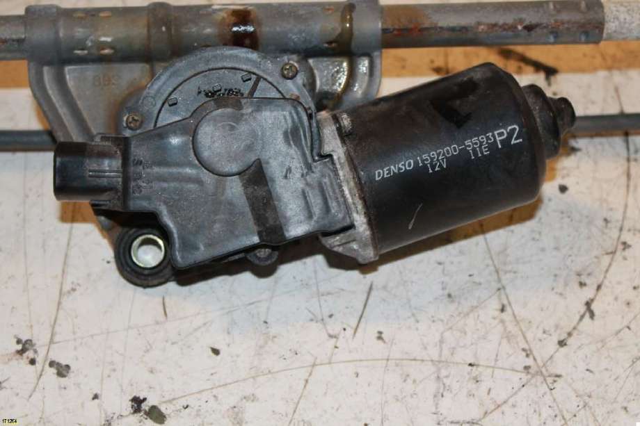 Viskermotor frontrute til Suzuki Liana, 2004-2010 (Fase 2) (SUZUKI|)
