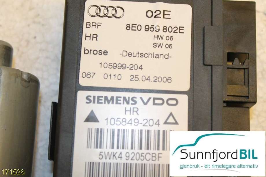 Ruteheis høyre til Audi A4 2004-2008 (Type III) (B7) (B7) (AUDI|)