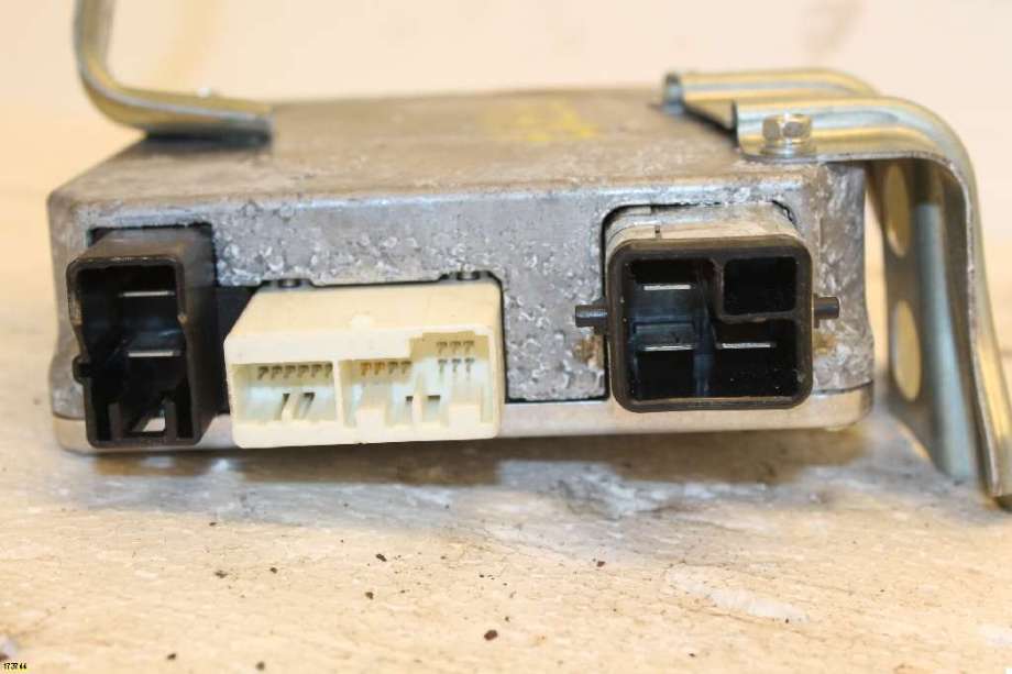 Styreenhet servo til Toyota RAV4 2006-2009 (Type III, Fase 1)  (TOYOTA|)