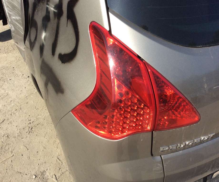 Baklykt venstre til Peugeot 3008 2009-2016 (Type I) (PEUGEOT|)