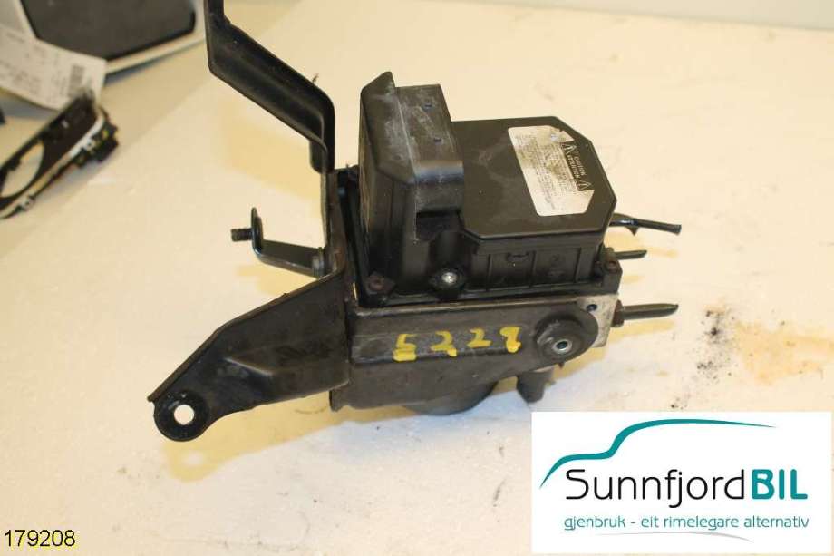 ABS sentral til Toyota Avensis, 2003-2008 (Type II)  (TOYOTA|)