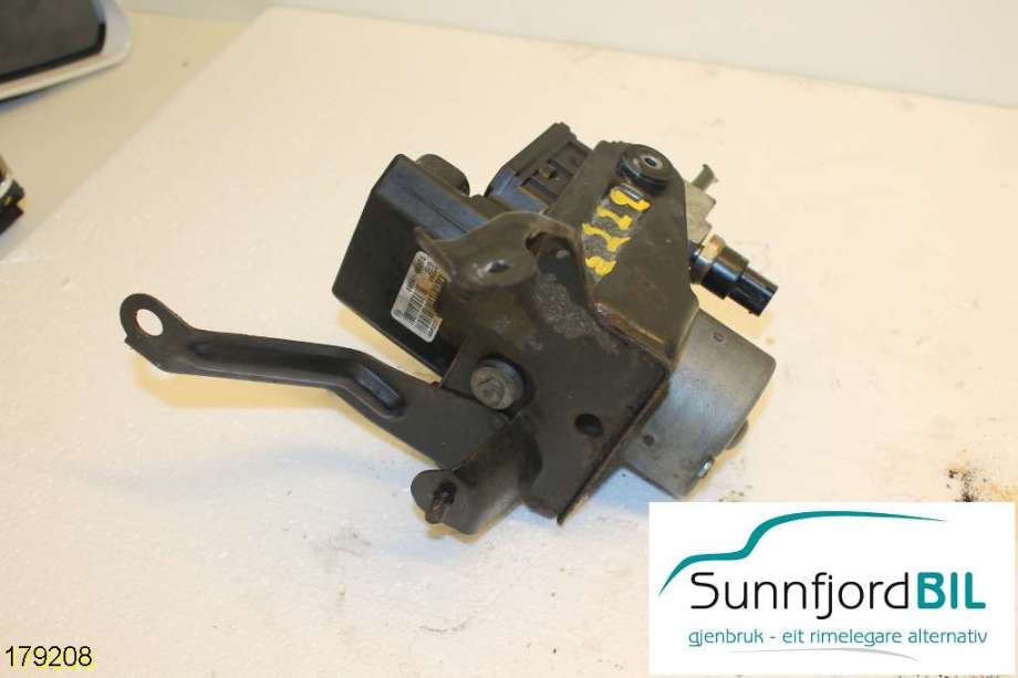 ABS sentral til Toyota Avensis 2003-2008 (Type II) (TOYOTA|)