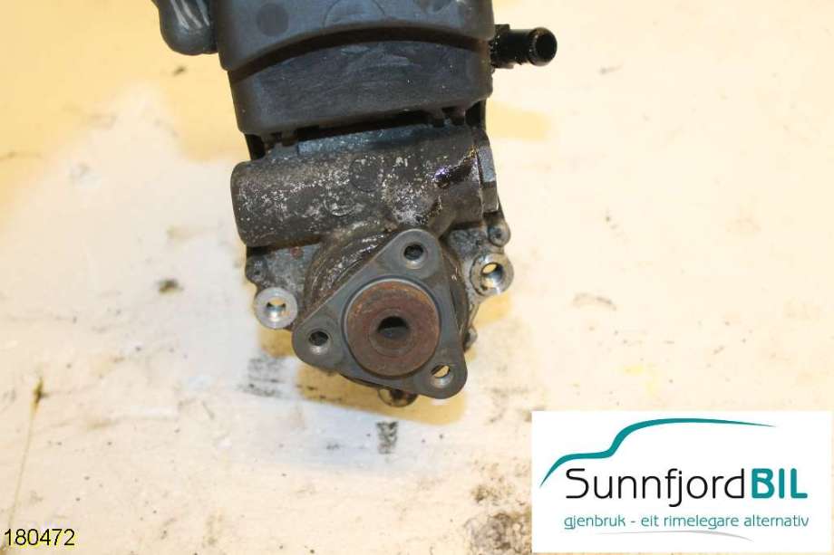 Servo pumpe mekanisk til BMW 3-Serie 1998-2005 (E46) (E46) (BMW|32 41 1 095 155|)