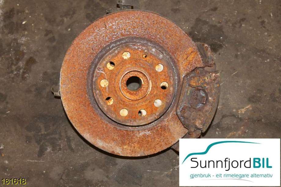 Hjulspindel høyre foran til VW Caddy 2004-2010 (Type III, Fase 1)  (VOLKSWAGEN|)