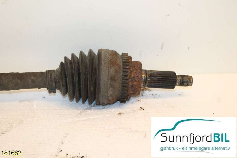 Drivaksel venstre foran til Subaru Justy 2003-2007 (Type III)  (SUBARU|)