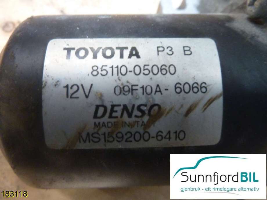 Viskermotor frontrute til Toyota Avensis 2003-2008 (Type II)  (TOYOTA||8511005060)