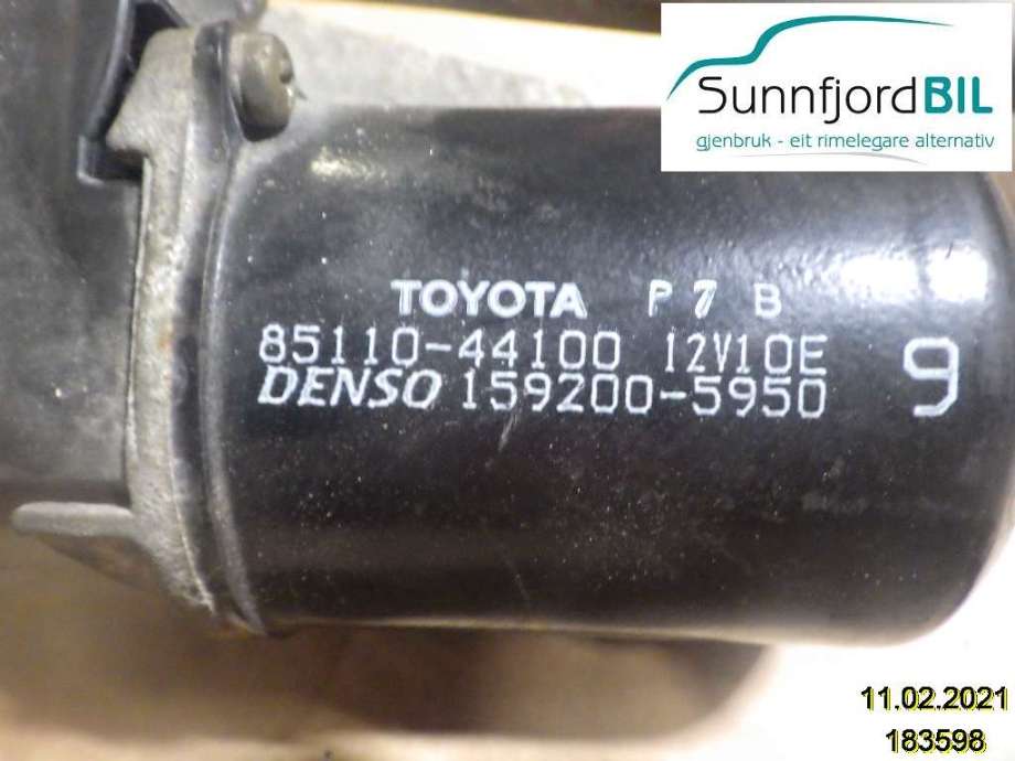 Viskermotor frontrute til Toyota Avensis, Verso 2001-2009  (TOYOTA|8511044100|)
