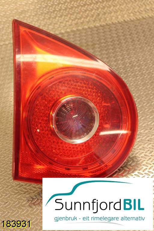 Baklykt venstre indre til VW Golf V, Combi, 2003-2008  (VOLKSWAGEN|)