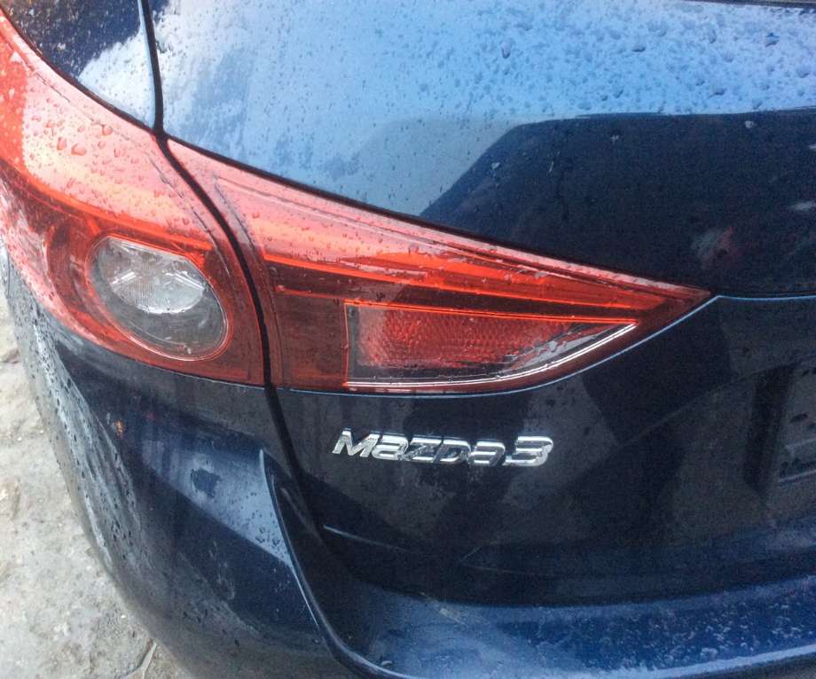 Baklykt venstre indre til Mazda 3, 2013-2016 (Type III, Fase 1)  (MAZDA|B45C-51-3F0B)