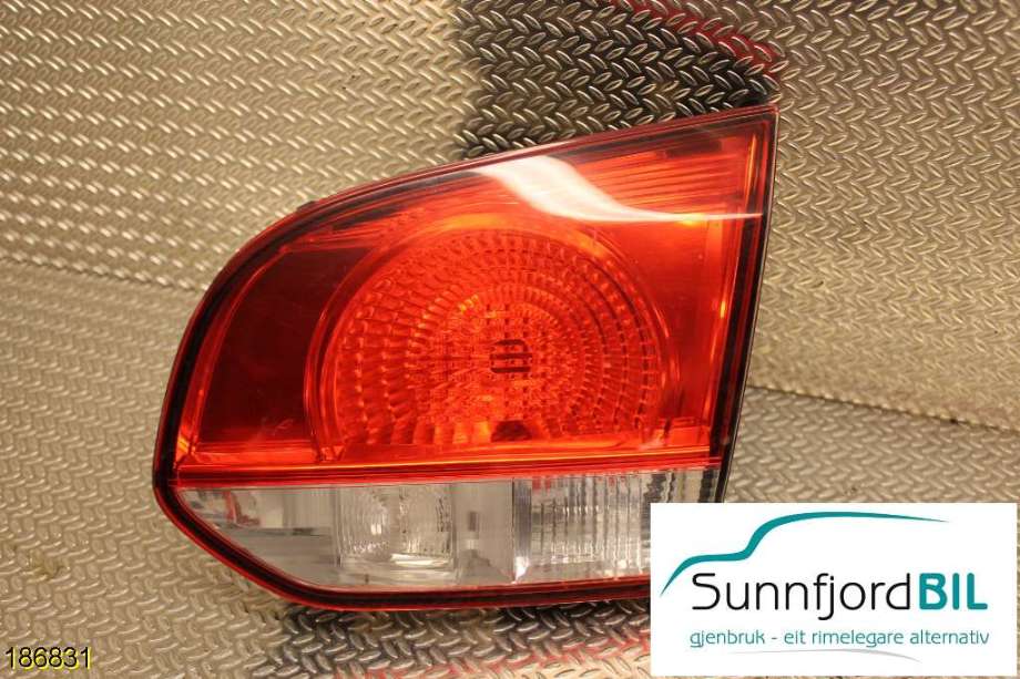 Baklykt høyre indre til VW Golf VI, 2008-2012  (VOLKSWAGEN|5K0945094)