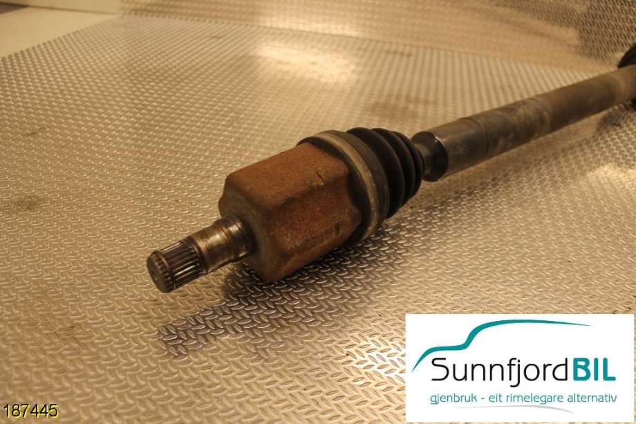 Drivaksel høyre foran til VW Golf V, Combi 2003-2008  (VOLKSWAGEN|1K0 407 452 FX|5K0 407 272 K|)