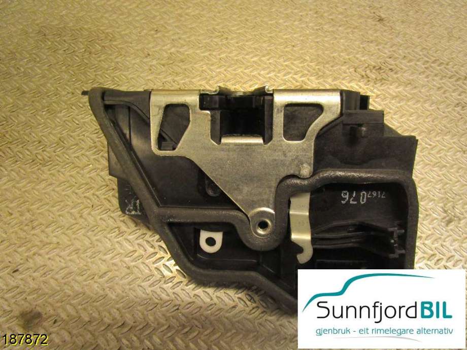 Låsekasse høyre til BMW 5-Serie 2003-2010 (E60/E61) (E60/E61) (BMW|7176076|)