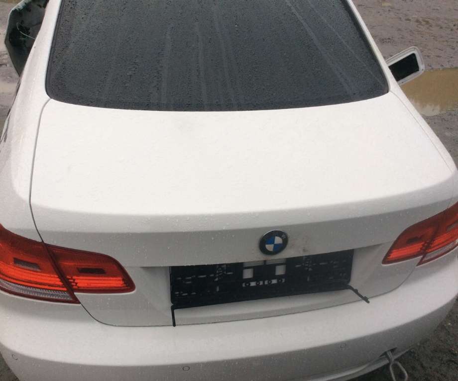 Bakluke sedan til BMW 3-Serie, 2005-2011 (E90/E91/E92/E93) (E90/E91/E92/E93) (BMW|41 62 7 254 428)