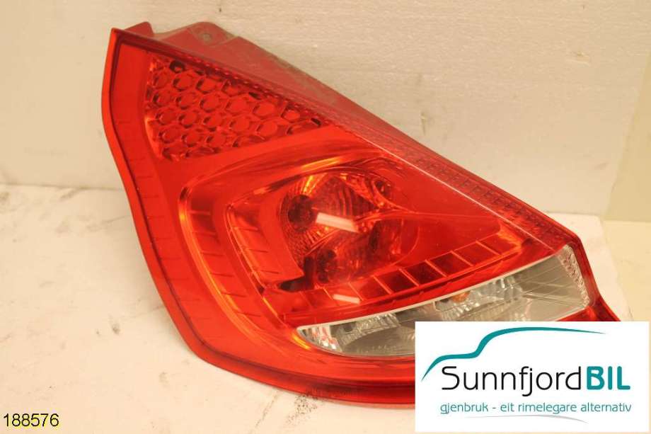 Baklykt venstre til Ford Fiesta 2008-2012 (Type VI, Fase 1) (FORD|)