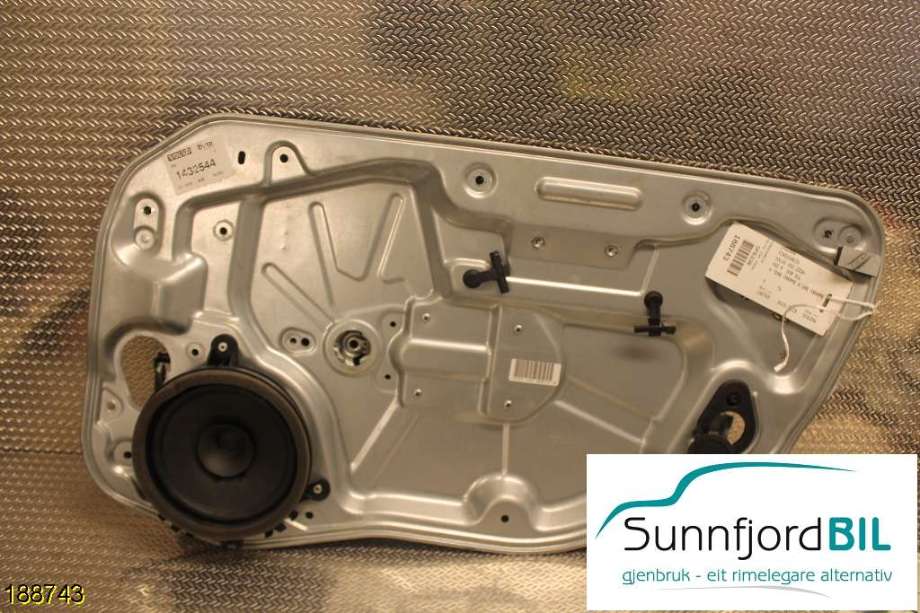 Ruteheis til Volvo V50, 2007-2012 (Fase 2) (VOLVO|1432544)