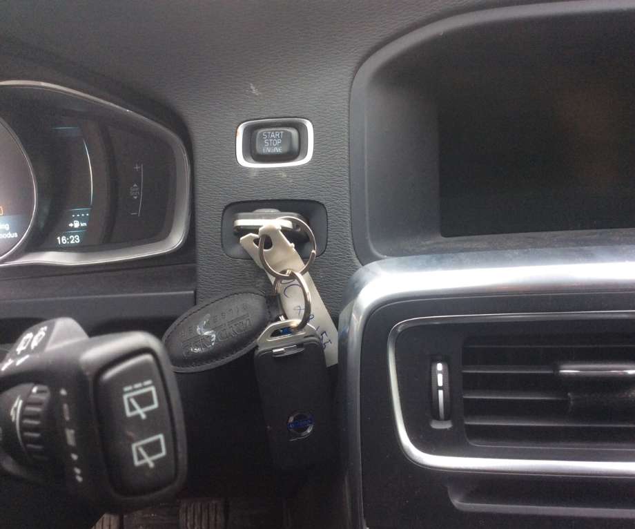 Tenningslås til Volvo V60/V60 CC, 2013-2018 (Type I, Fase 2)  (VOLVO|28227917)