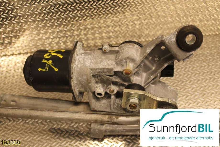 Viskermotor frontrute til Nissan Navara 2005-2010 (Fase 1) (D40) (D40) (NISSAN|)