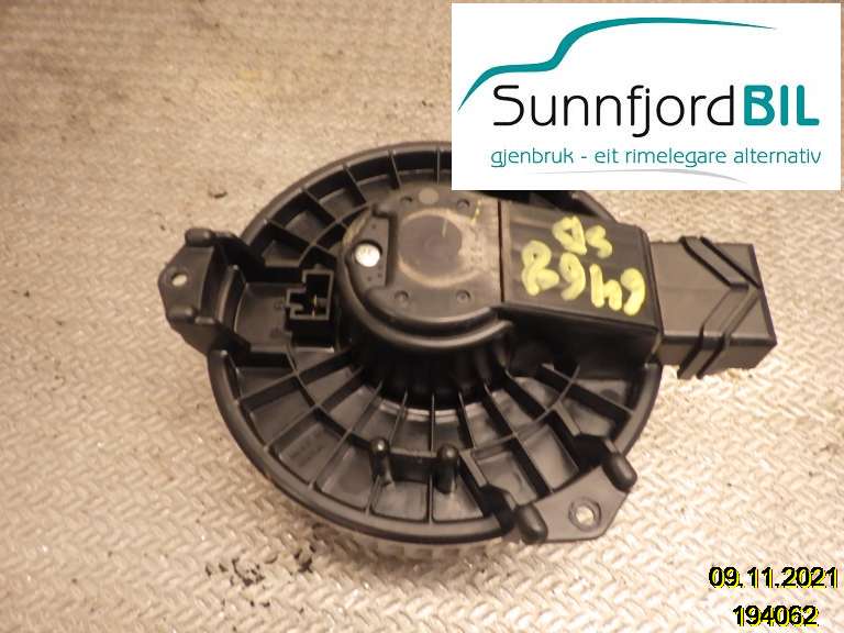 Varmeapparat motor til Toyota Urban Cruiser, 2009-2014  (TOYOTA|2727000540)